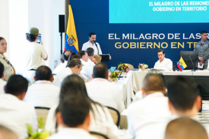 Gobierno lanza plan de choque para agilizar atención en salud